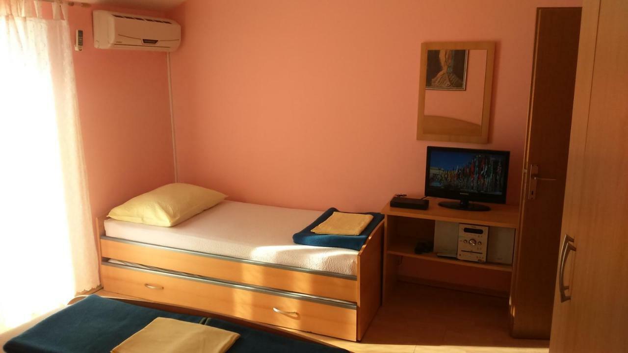 Apartman Lea Tučepi Eksteriør billede